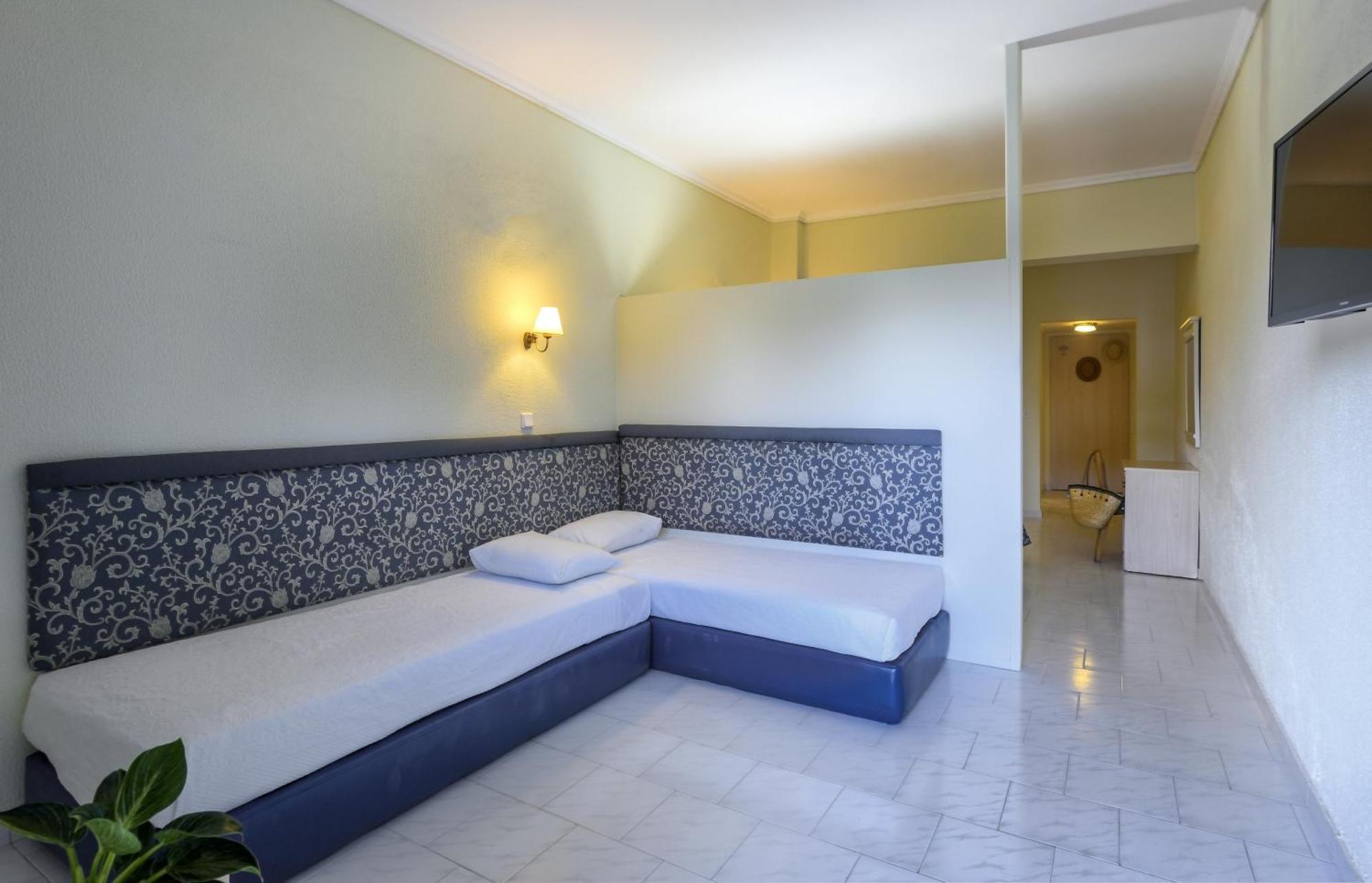 Mendi Hotel 4*